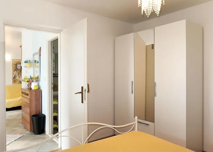 Garden By Interhome بيت للعطل