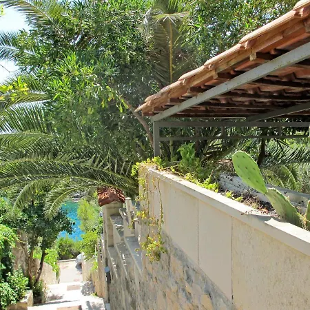 Garden By Interhome * Sumartin